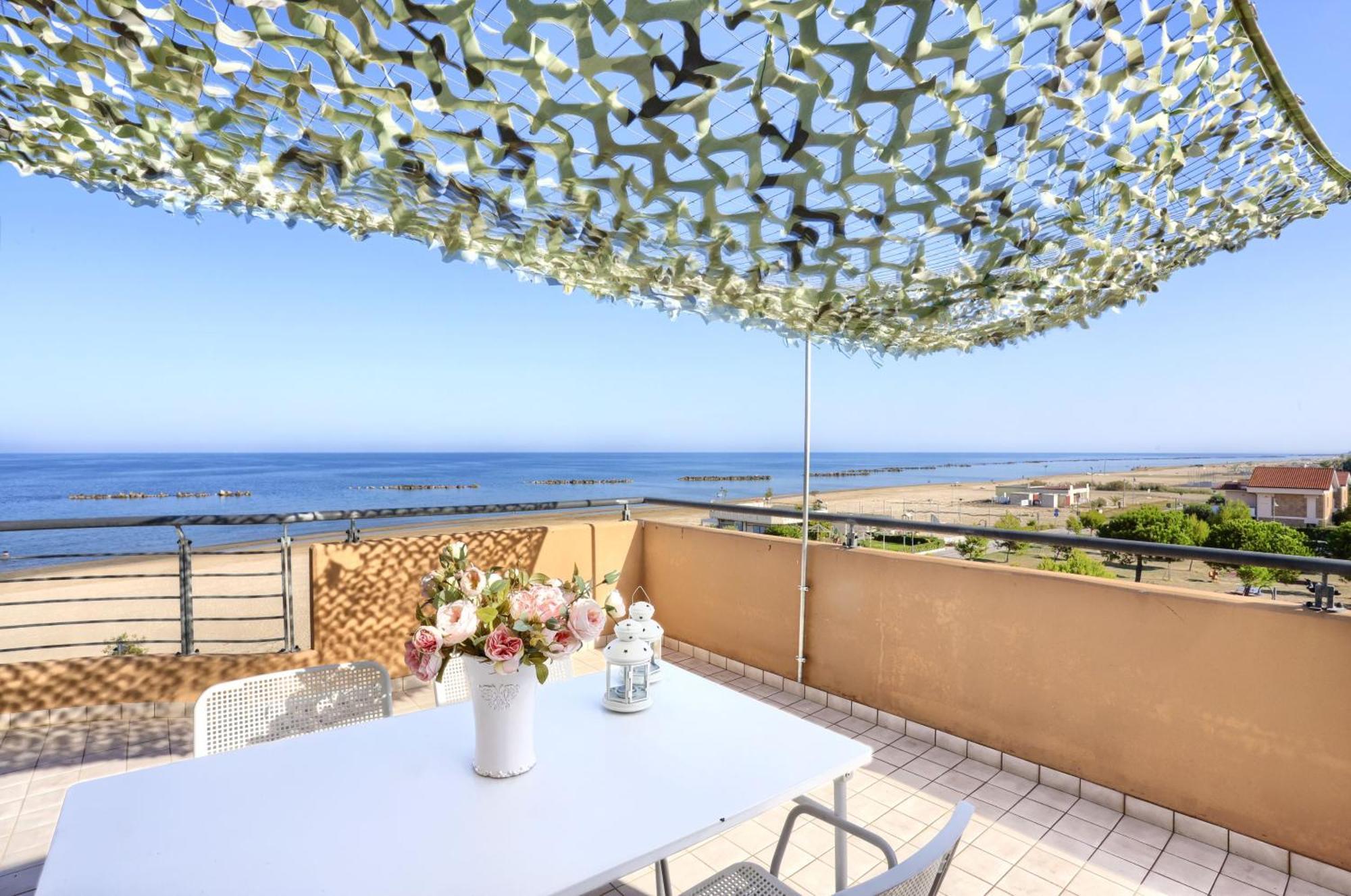 Mazzarosa Residence ロゼート・デッリ・アブルッツィ エクステリア 写真